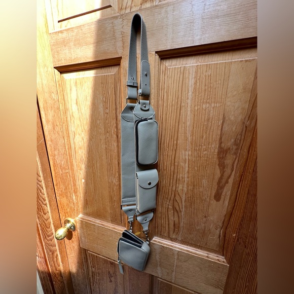 Bandolier Pouch and Billie Strap - Picture 4 of 11